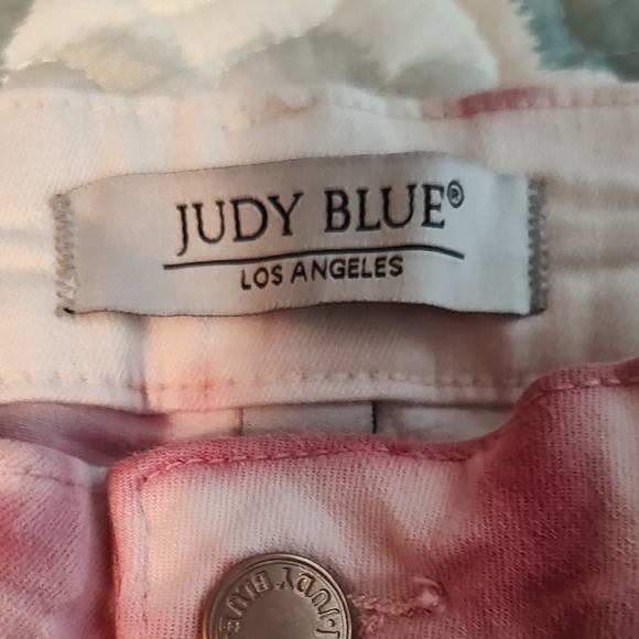 Judy Blue Red and White Tie-Dye Jean Shorts - Picture 2 of 9